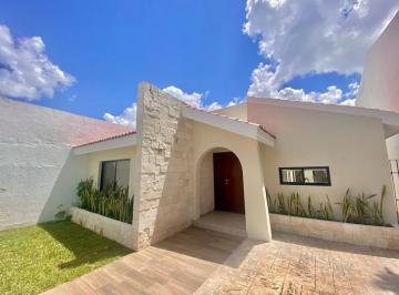 Casa de 2 habitaciones, Mérida · Preciosa Casa de Una Planta y Piscina en Monte Alban