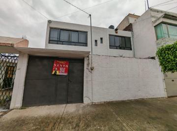 Casa de 3 habitaciones, Iztapalapa · Casa en Venta a 10 Minutos de La Central de Abastos Cdmx