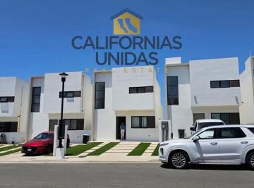 Casa de 3 habitaciones, Tijuana · Casa de 3 Niveles en Playas de Rosarito