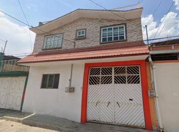 Casa de 4 habitaciones, Naucalpan de Juárez · Casa en Venta en San Rafael Chamapa, Naucalpan