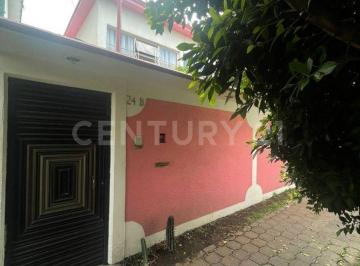 Casa de 3 habitaciones, Iztapalapa · Venta de Casa en Unidad Modelo