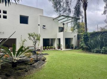 Casa de 4 habitaciones, Alvaro Obregón · Venta Excelente Casa, Calle Cerrada con Vigilancia, Jardines del Pedregal