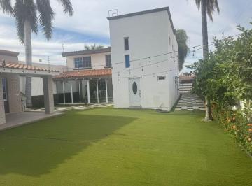 Casa de 4 habitaciones, Culiacán · Residencia en Venta en La Quintas