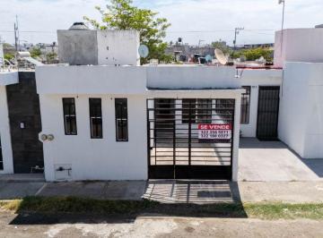 Casa de 2 habitaciones, Bahía de Banderas · Casa Remodelada en Palma Real