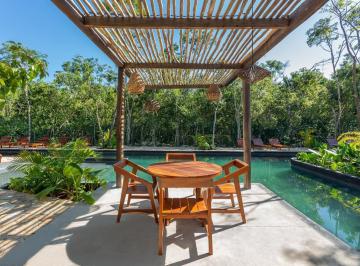 Casa · 248m² · 3 Recámaras · 2 Estacionamientos · Casa en Venta en Tulum 3 Habitaciones con Alberca Infinity, Zona de Reuniones Juegos Para Niños