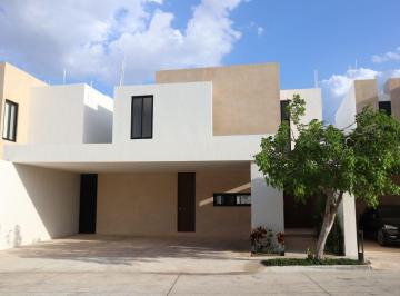 Casa de 5 habitaciones, Mérida · Casa en Venta en Moravia Residencial, Temozón Norte.