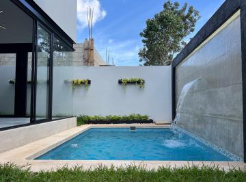 Casa · 257m² · 3 Recámaras · Casa en Venta en Via Cumbres