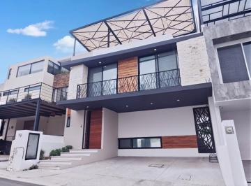Casa · 365m² · 5 Recámaras · 2 Estacionamientos · Residencia de Autor con Recámara en Planta Baja en Venta, Cardón, Zibatá, Querétaro