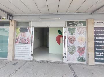 Local comercial · 50m² · 20 Estacionamientos · Local en Renta en El Rocio, Queretaro