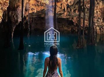 Terreno / Lote · 2000m² · Lote Ecológico en Venta en Tulum con Albercas y Seguridad 24/7