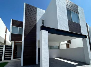 Casa de 3 habitaciones, Saltillo · Casa Moderna en Renta