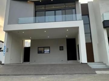1 · Casa en Venta Pilares del Huajuco, Santiago