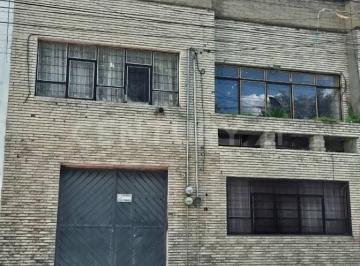 Casa · 196m² · 3 Recámaras · 2 Estacionamientos · Venta de Casa en Pensador Mexicano