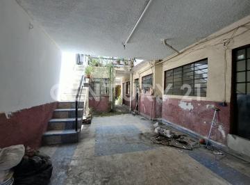 Casa · 196m² · 5 Recámaras · 2 Estacionamientos · Venta de Casa en Pensador Mexicano