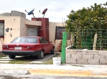 Casa de 2 habitaciones, Tula de Allende · Casa con 105 m² Superficie de Terreno, 2 Recámaras en Venta en Fraccionamiento Las Violetas