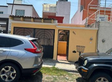 Casa de 2 habitaciones, Querétaro · Casa en Renta de un Piso, Fracc. Villas de San Miguel, Queretaro