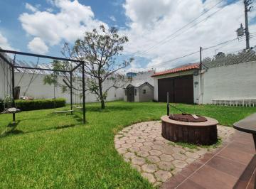 Casa · 450m² · 3 Recámaras · 4 Estacionamientos · Casa en Renta, Metepec