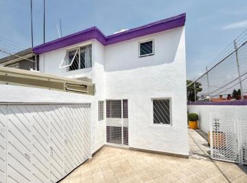 Casa de 3 habitaciones, Cuautitlán Izcalli · Hermosa Casa en Cumbria, Cuautitlán Izcalli con Patio Ideal Para Reuniones