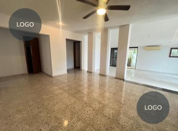 Casa · 437m² · 3 Recámaras · 3 Estacionamientos · Renta de Casa en San Antonio Cinta de 3 Habitaciones con Piscina
