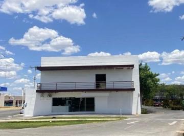 Local comercial · 200m² · 1 Estacionamiento · Renta de Local Comercial de 200 m² en Zona Country Club