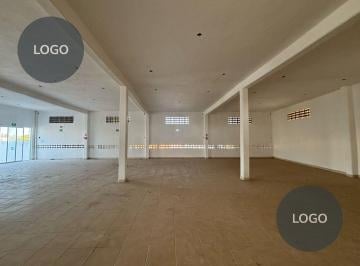Local comercial · 330m² · Renta de Local Comercial en Av Principal en Planta Alta