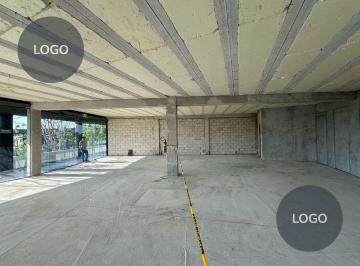 Local comercial · 110m² · 5 Estacionamientos · Renta de Local Comercial de 110 m² en Xcumpich, Mérida