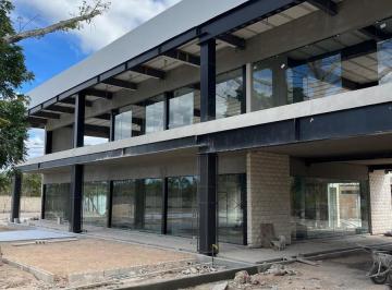 Local comercial · 70m² · 2 Estacionamientos · Renta de Local Comercial de 70 m² en Temozón Norte
