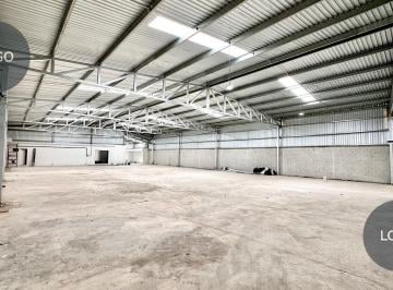 Bodega comercial · 1120m² · 5 Estacionamientos · Renta de Bodega 1,243 m² con Acceso Principal del Periférico Mérida