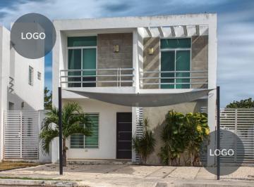 Casa · 107m² · 2 Recámaras · 2 Estacionamientos · Renta de Casa de 2 Habitaciones en Gran Santa Fe Amueblado