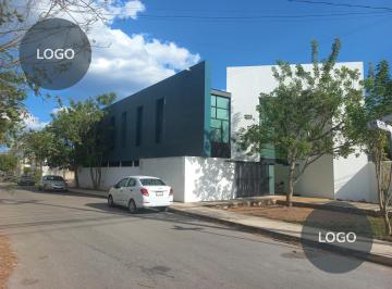 Oficina · 456m² · 6 Estacionamientos · Renta de Oficina con Servicios y Cajón de Estacionamiento en Vista Alegre