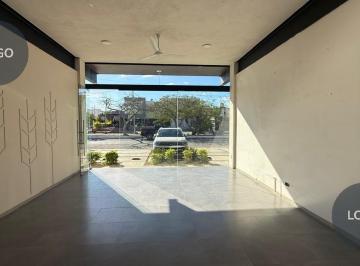 Local comercial · 40m² · 1 Estacionamiento · Renta de Local Comercial en Sol Campestre de 40 m²
