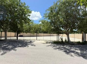 Terreno / Lote · 856m² · Renta de Terreno de 856 m² en Colonia Maya