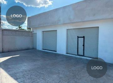 Local comercial · 261m² · 4 Estacionamientos · Renta de Local en Periférico Oriente de 216 m²