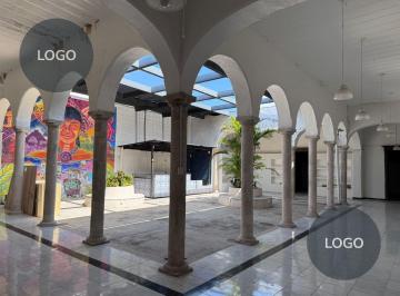 Local comercial · 587m² · 3 Estacionamientos · Renta de Local Comercial en El Centro de Mérida en Planta Baja