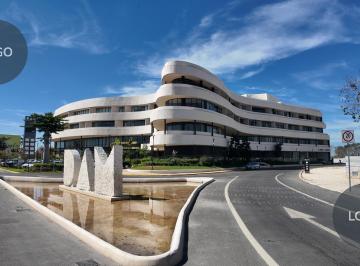 Local comercial · 2 Estacionamientos · Renta de Locales Comerciales con Servicios Incluidos en Segundo Nivel