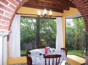Casa de 4 habitaciones, Cuernavaca · Casa con 4 Habitaciones en Venta con 1500 m² de Terreno en Ahuatepec