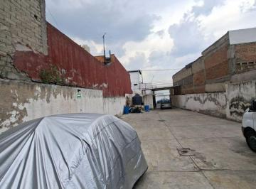 Terreno / Lote , Tlalnepantla de Baz · Terreno en Renta en Miguel Hidalgo Tlalnepantla, 300 m²