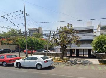 Casa de 9 habitaciones, Guadalajara · Casa en Venta en Arcos Vallarta - Av La Paz 2448