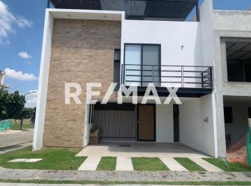 Casa en condominio · 280m² · 3 Recámaras · 2 Estacionamientos · Casa en Renta en Parque Chihuahua, Lomas de Angelópolis, Puebla - (4)