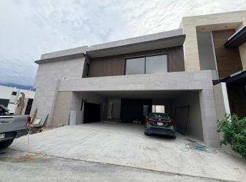 Casa · 420m² · 3 Recámaras · 3 Estacionamientos · Casa en Fraccionamiento Sienna Residencial