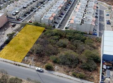 d3472f539d5da1c3a661287837b08a42f7b5afbd9fa24750ce1d261900d502b3 · Terreno Comercial en Renta – Ciudad del Sol, Querétaro