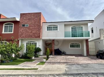 EB-TW3125.jpeg · Casa en Condominio en Venta en Fraccionamiento Bugambilias