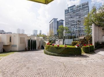 Casa · 145m² · 4 Recámaras · 4 Estacionamientos · Casa en Venta en Lomas de Vista Hermosa