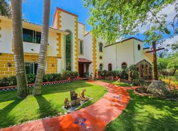 485182e97bc2ac85b56b671fbe3d2cf85e132dc9a432a21dc056735bcf398dd9 · Casa Tradicional Tipo Hacienda · Terreno 3000 m² · Alberca · Casa de Huéspedes