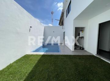 Casa · 190m² · 3 Recámaras · 2 Estacionamientos · Casa Nueva en Venta Dentro de Fraccionamiento a La Entrada de Oaxtepec Centro