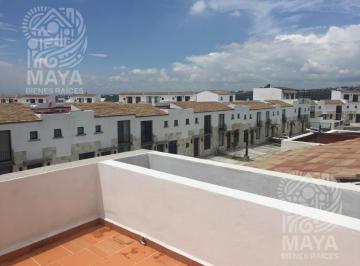 Casa · 190m² · 3 Recámaras · 2 Estacionamientos · Casa en Renta, Torre de Piedra, El Refugio, Querétaro