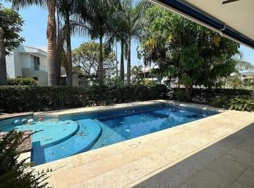 cbeb4f2ddae89342157281e54fa84a2fdfa2c4bf8031e04118e7543709a991a8 · Casa en Venta, Club de Golf Paraíso Country Club