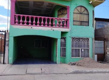 Casa · 142m² · 3 Recámaras · 1 Estacionamiento · Casa en Chihuahua