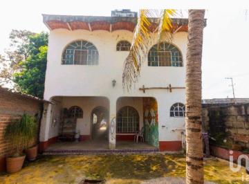 Casa · 244m² · 4 Recámaras · 2 Estacionamientos · Casa El Monteón, Nayarit