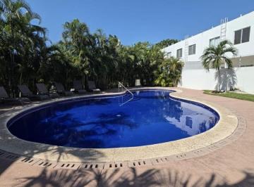 Casa en condominio de 3 habitaciones, Bahía de Banderas · Casa en Renta en Fracc. Las Ceibas. Coto Privado con Alberca y Palapa
